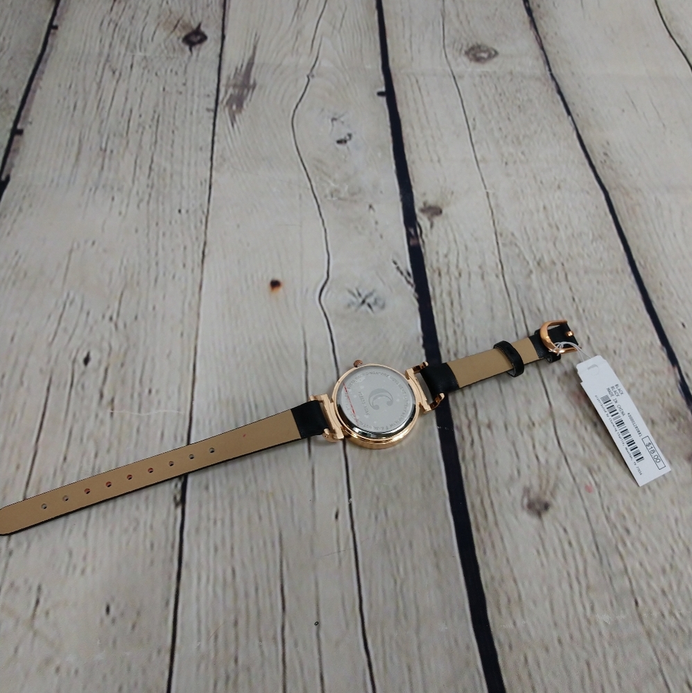 Watch - Picture 2 of 4